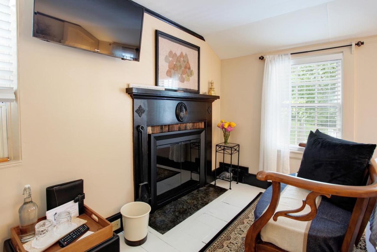 Inn On Main Yarmouth Port Εξωτερικό φωτογραφία